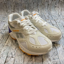 Reebok Classic Aztrek Athletic Shoe -  size 4.5