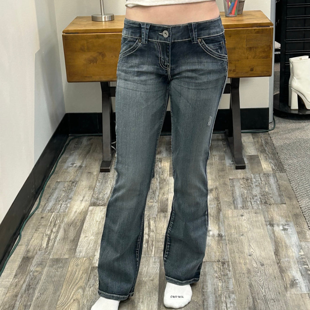 Y2K Low Rise Bootcut Jeans from Candies, Size 7