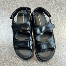 Princess Polly Rue Chunky Strappy Black Sandals Size 8