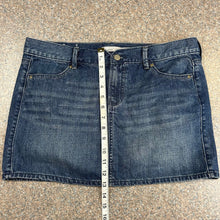 Y2K Old Navy Low Rise Denim Skirt Size 10