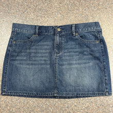 Y2K Old Navy Low Rise Denim Skirt Size 10