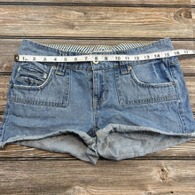Y2K Jean Shorts Size 5