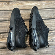 Nike Men's Air Max Black Flyknit Racer Sneakers Size 10