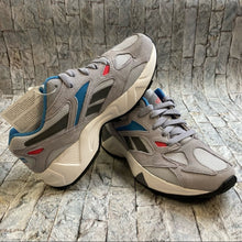 Reebok Classic Aztrek 96 Athletic Shoe - unisex shoe, size 4.5