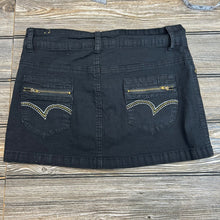 Low Rise Y2K Mini Skirt in Black, Size 1/2