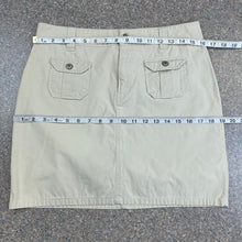 Low Rise y2K Gap Skirt original Size 6