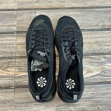 Nike Men's Air Max Black Flyknit Racer Sneakers Size 10