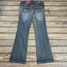 Low Rise Boot Cut Vintage Jeans Size 7