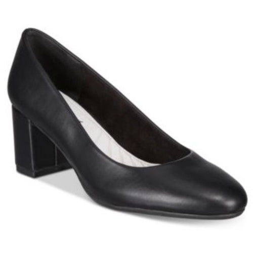 Easy Street Proper Pumps NWT