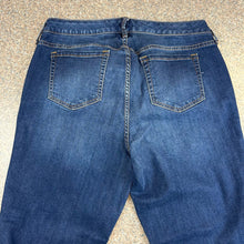 Torrid Mid-Rise Straight Boyfriend Jean Size 12
