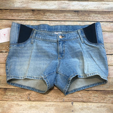 Isabel Maternity Under Belly Maternity Jean Shorts NWT, 8