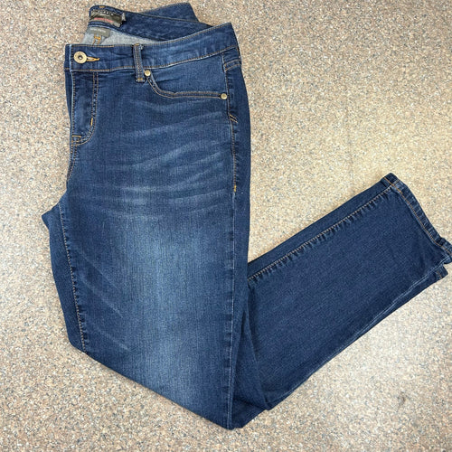 Torrid Mid-Rise Straight Boyfriend Jean Size 12