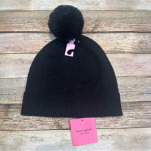 Kate Spade ♠️ NEW with tags
Terrier Intarsia Pompom Beanie