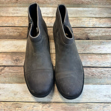 UGG Attell Wome's Waterproof Ankle Boot, Size 10 NWOT
